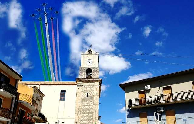 Il 2 giugno con le associazioni “Combattenti e Reduci”, “Bersaglieri” e “Carabinieri” di Raddusa